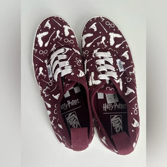 VANS x Harry Potter Elastic Laces Slip-on Kids Youth Shoes Sneakers Burgundy EUC - Picture 4 of 9